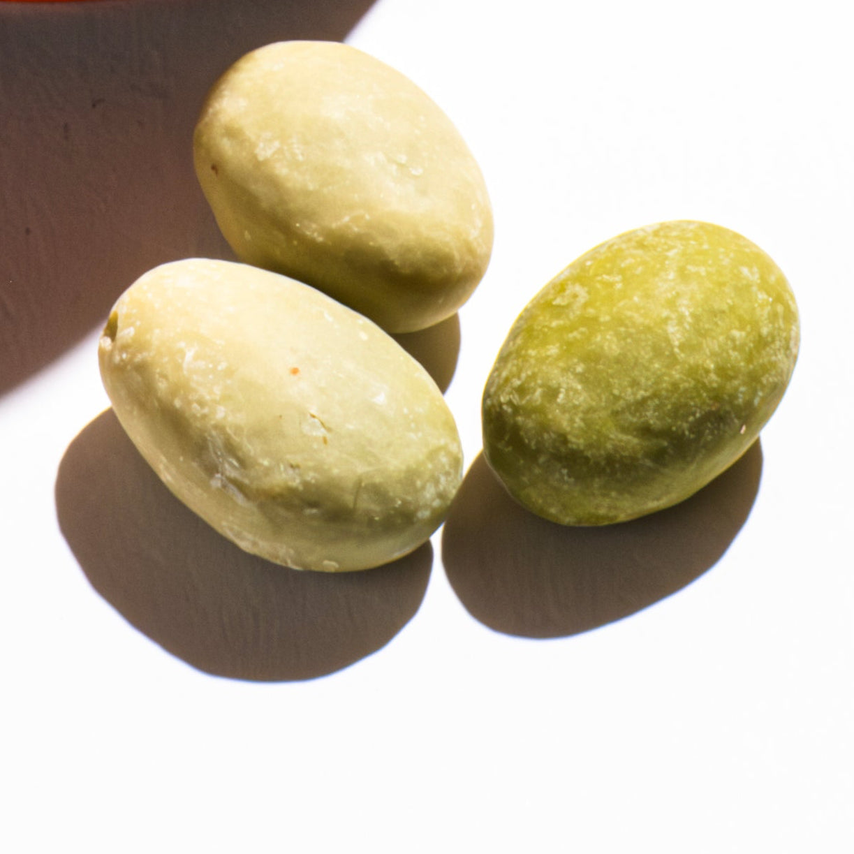 WHITE MATCHA ALMOND BLISS